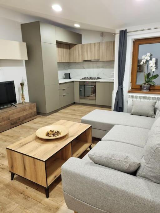 Appartamento Cozy Near Center Bucarest
