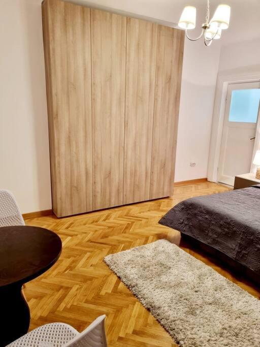 Appartamento Cozy Near Center Bucarest